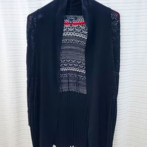 roz & ALI: med. Black ribbed and crocheted look cardigan